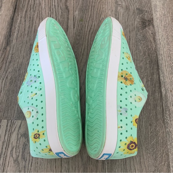 Native Jefferson Memento Floral Green Shoes Women’s 7 Mens 5 Slip On Beach - Picture 6 of 11